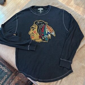 Chicago Blackhawks Red Jacket NHL Medium Long Sleeve Shirt 100%‎ Cotton